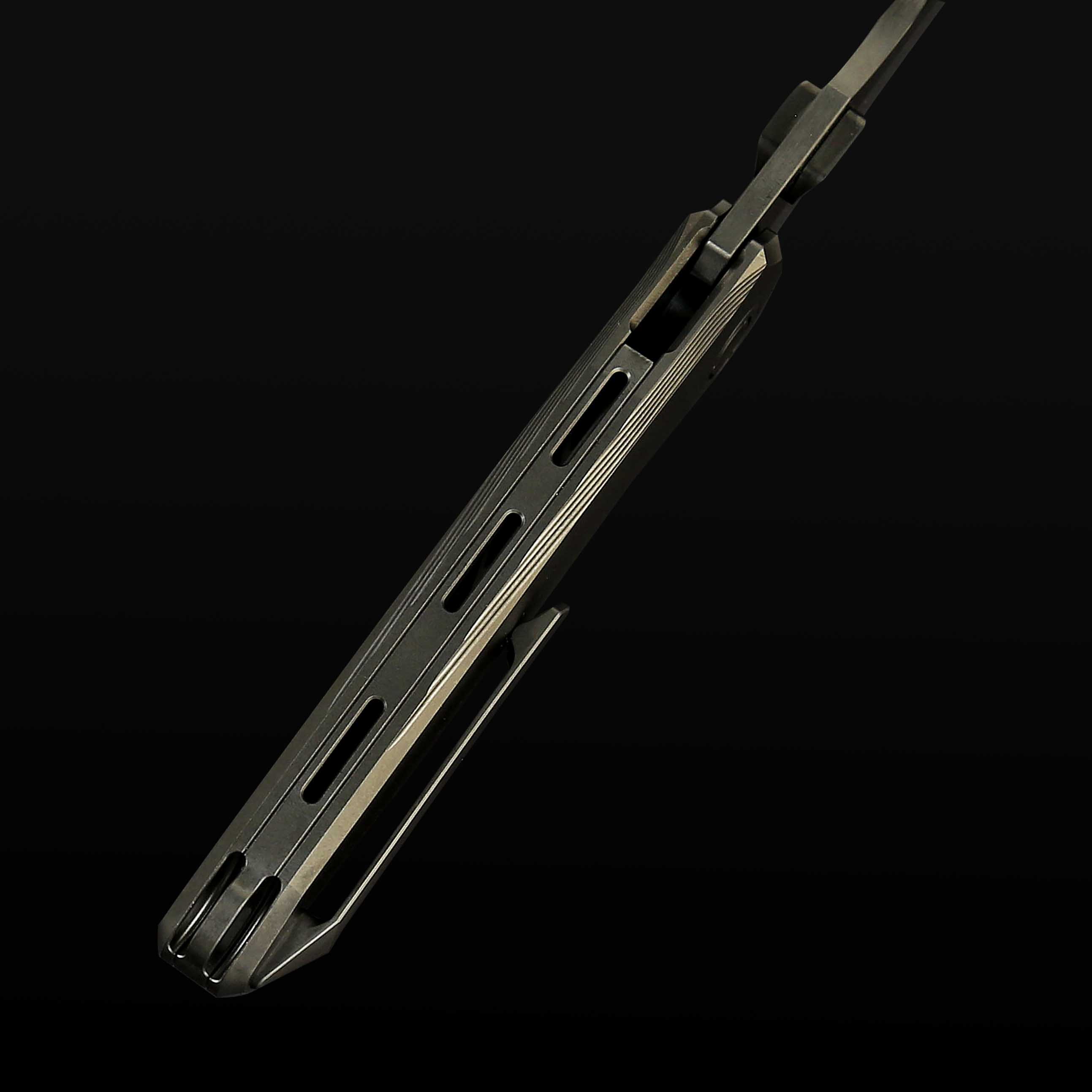 Knife handle